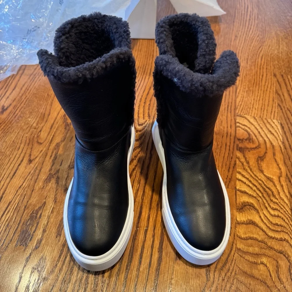 NWT M. GEMI Black Fredda Calf Leather Boots | Size 6.5